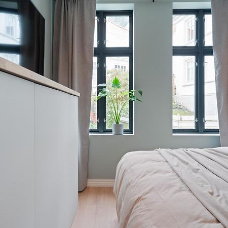 Bryggen Apartments Берген Экстерьер фото